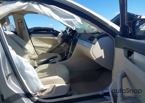 2013 Volkswagen Passat 3.6L V6 Se from USA, damaged, VIN 1VWBM7A3XDT010020